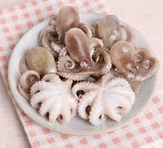 CB 20/40 IQF Frozen Baby Octopus (1KG) CB 20/40 迷你章鱼 (1公斤)
